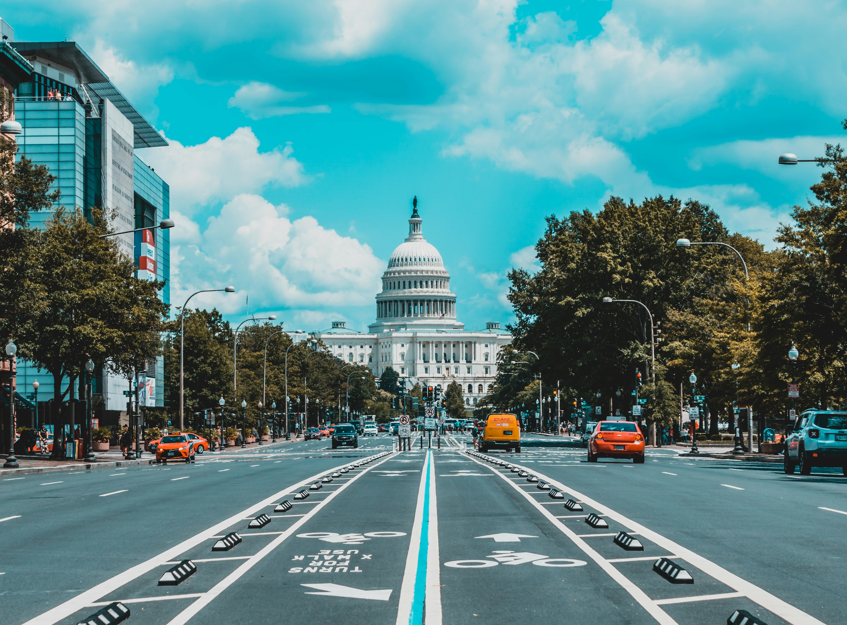 Washington DC landmarks: the United States Capitol, the Lincoln Memorial, and the Washington Monument